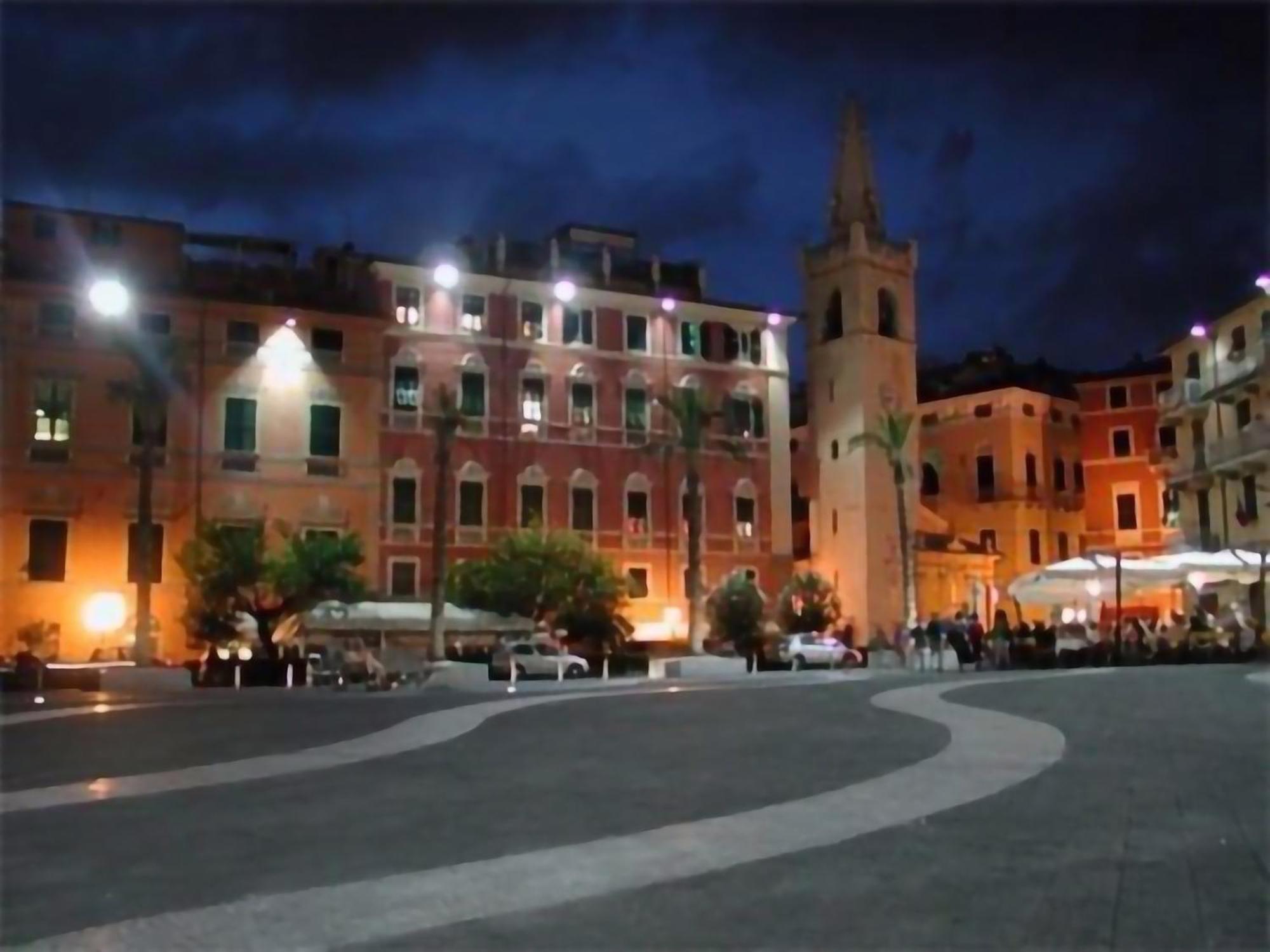 Affittacamere "In Piazzetta Da Vasco" ليريسي المظهر الخارجي الصورة